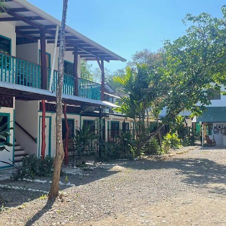 Hotel Cabinas Talamanca Sa Puerto Viejo de Talamanca Exterior foto